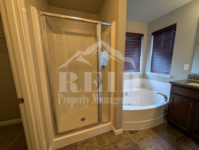 Building Photo - 3887 Portside Dr