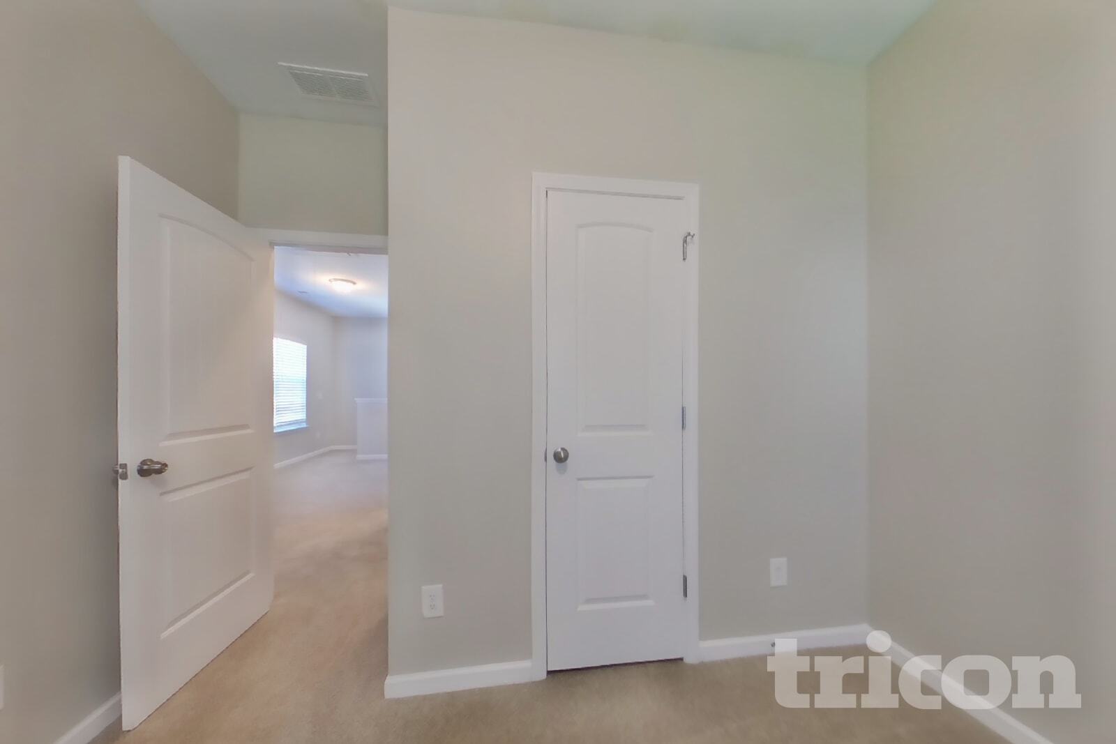Building Photo - 307 Arbor Cir