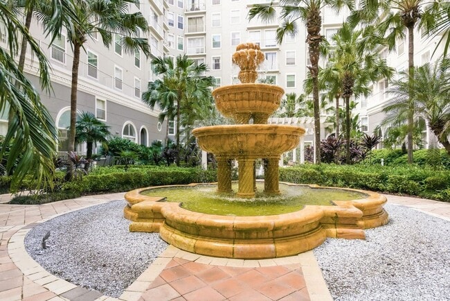 Building Photo - 700 S Harbour Island Blvd