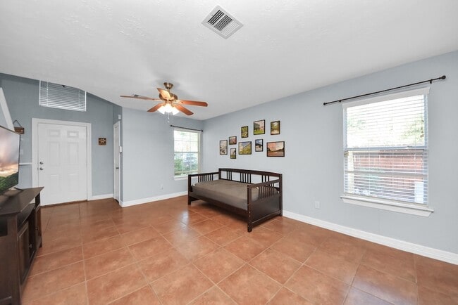 Building Photo - 201 S Native Ln