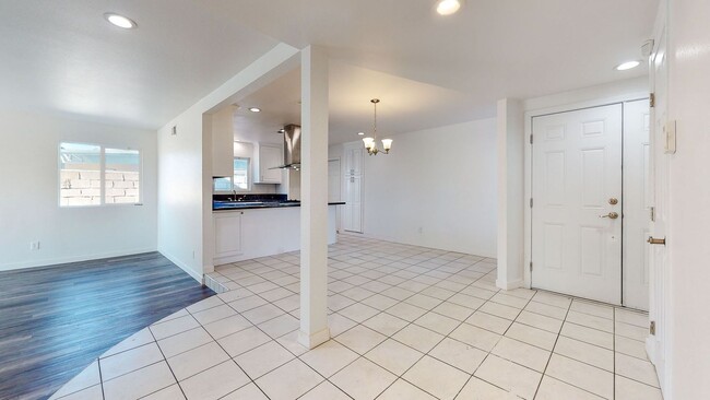 Building Photo - AVAILABLE NOW! RANCHO CUCAMONGA UPDATED Family Home 4+2