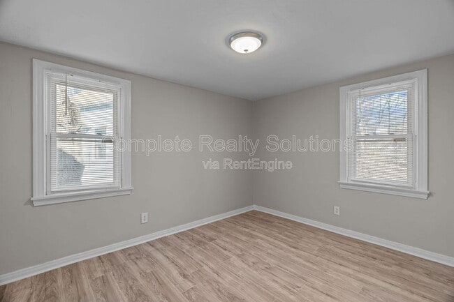 Building Photo - 4304 Springdale Ave