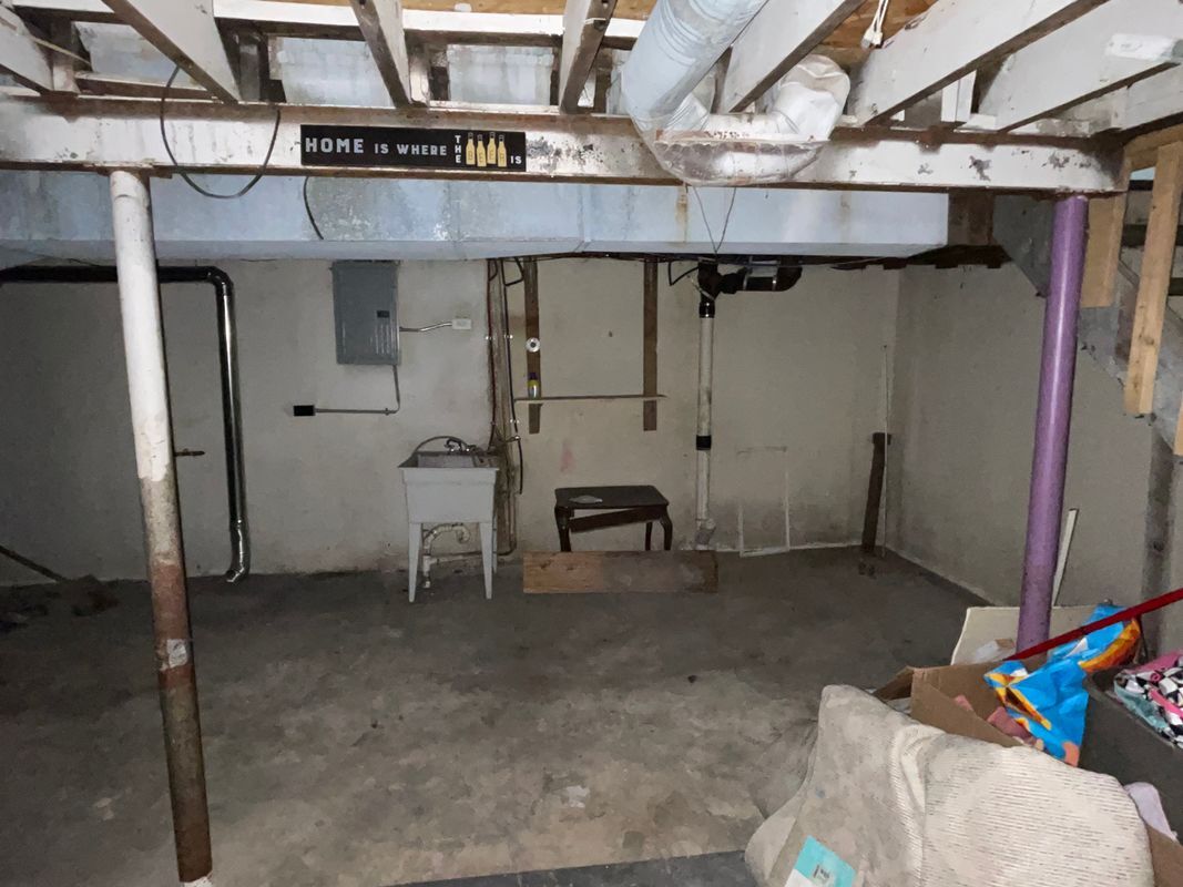 Building Photo - 4552 7th St