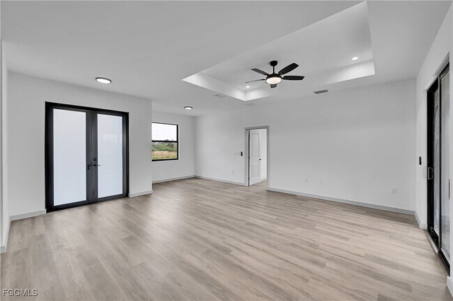 Building Photo - 1024 Halby Ave S