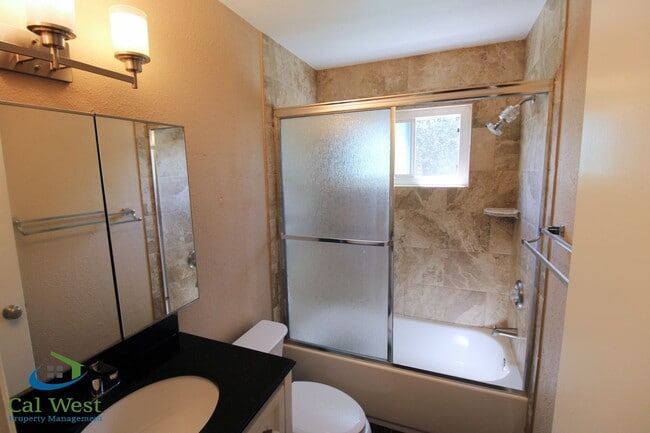 Building Photo - $4795 - 3 Bd/2 Ba Two Story Single Family Home in West San Jose