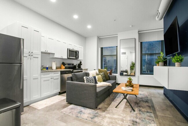 Primary Photo - 209 9th St