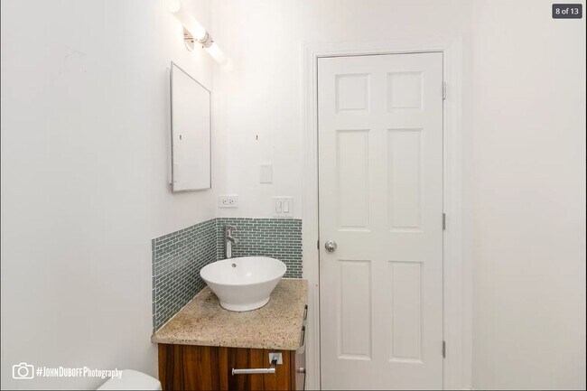 Building Photo - 4451 N. Hamilton