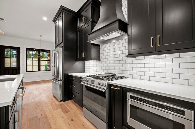 Building Photo - 4161 Cocos Wy