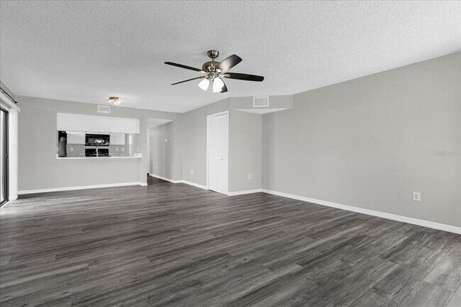 Building Photo - 2922 W Fox Squirrel Dr