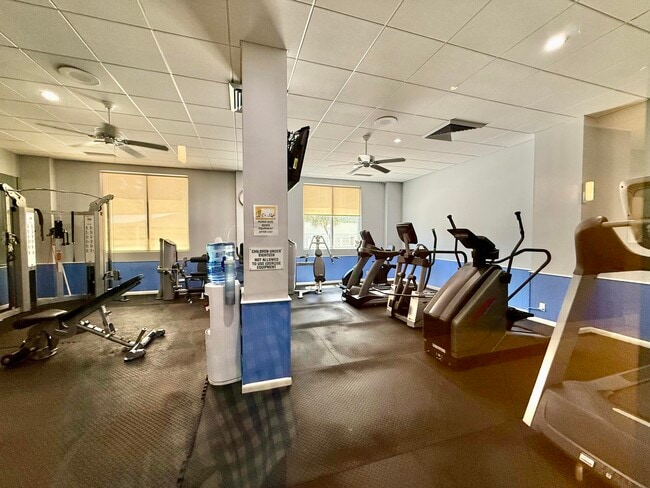 Building Photo - 4250 Galt Ocean Dr