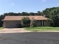Building Photo - 3702 Powder Horn Dr