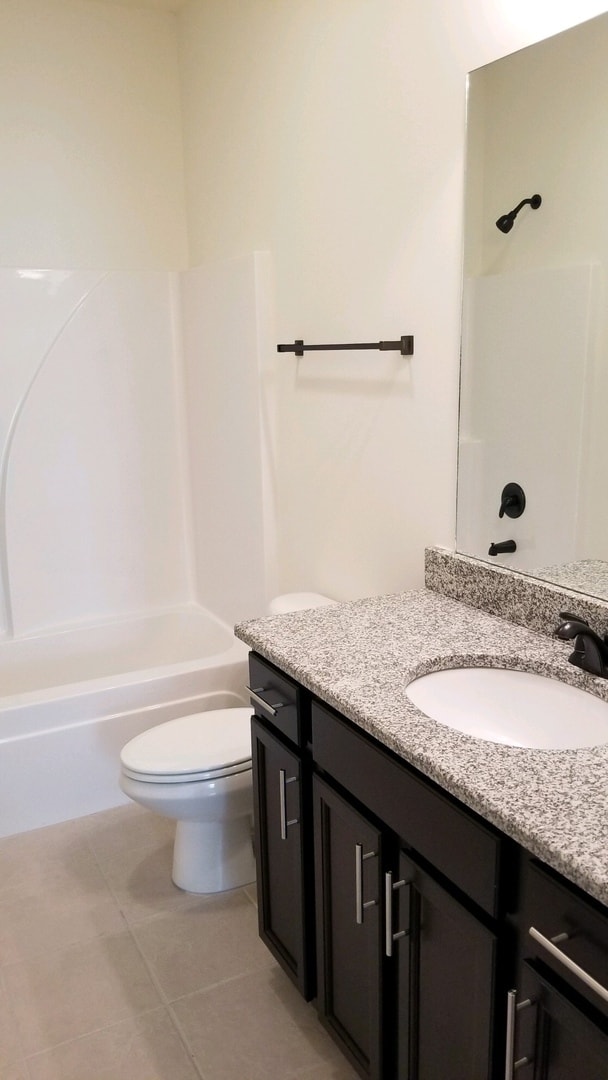 Building Photo - WATER FRONT PROPERTY! BEAUTIFUL 3BD/2BA HOME!