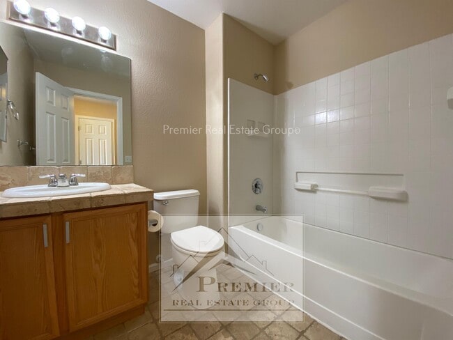 Building Photo - 2790 Tumblewood Grove