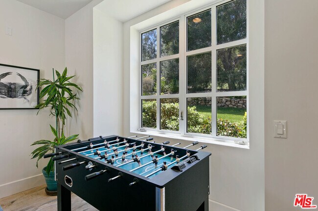 Building Photo - 6314 Sycamore Meadows Dr