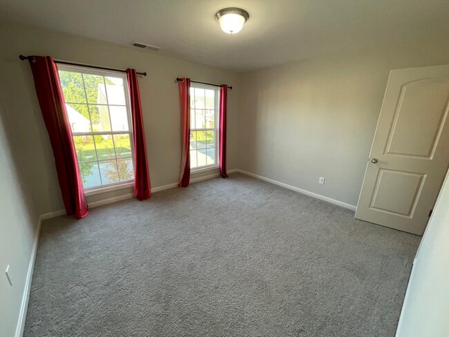 Building Photo - 118 Belden Trl