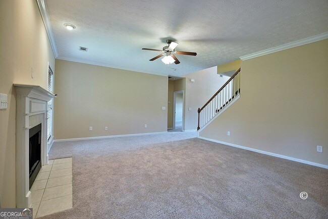 Building Photo - 7915 Green Glen Dr