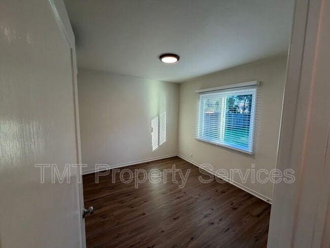 Building Photo - 2344-2346 Park Estates Dr., - 2346 Park Estates Dr.