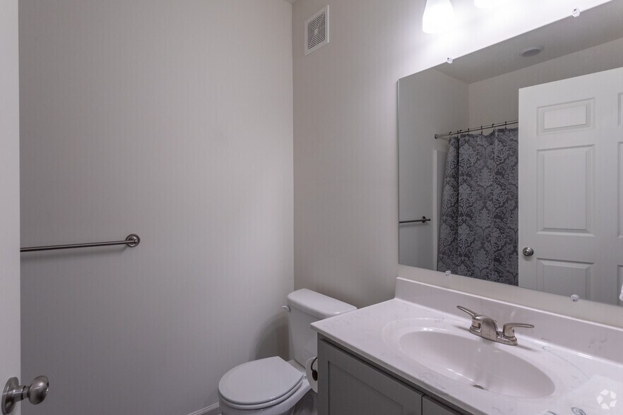 2BR, 1BA - 1,050 SF - Madison Village Apartments (Winchester)
