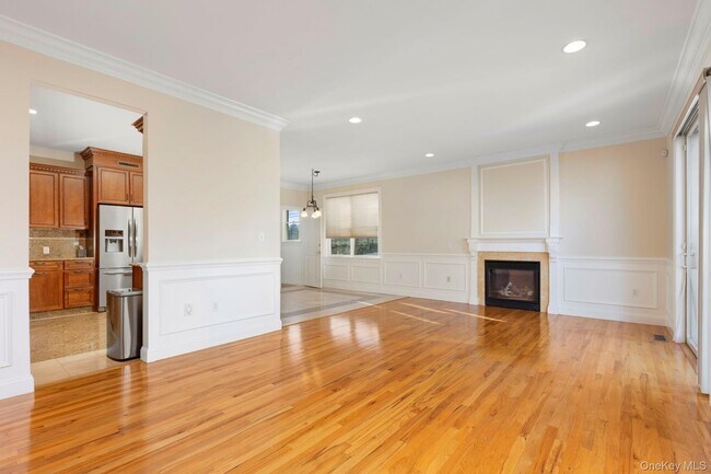 Building Photo - 44 Hillwood Pl