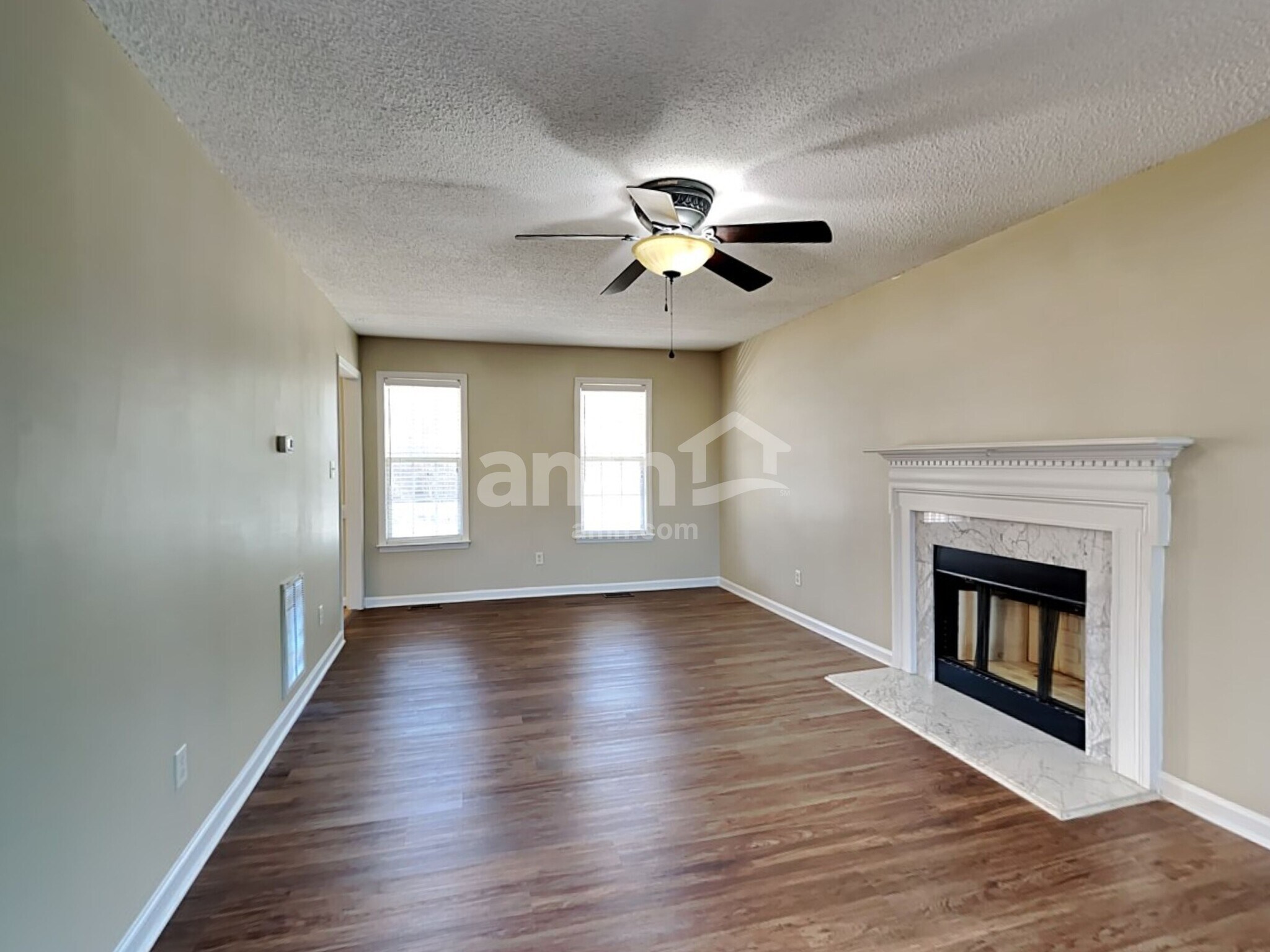Building Photo - 6425 Silver Spring Ct