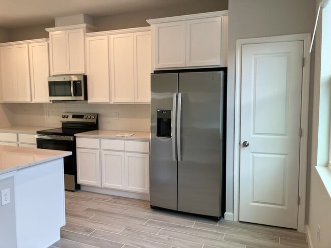 Building Photo - 15523BBS