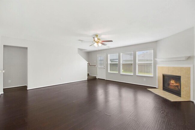 Building Photo - 9820 Lace Flower Way