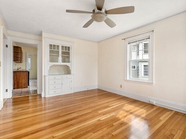 Building Photo - 225-227-227 Trapelo Rd