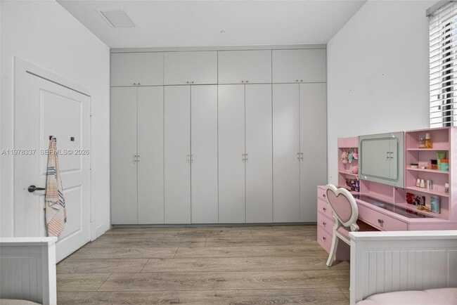 Building Photo - 14541 SW 16th St