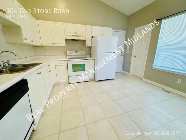 Building Photo - 104 Old Stone Rd