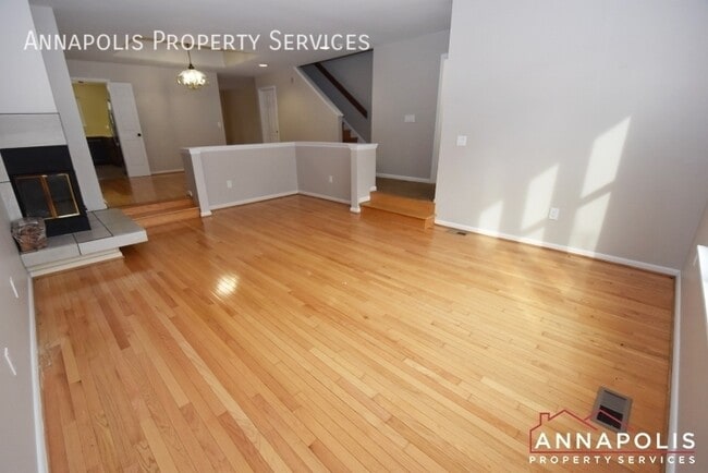 Building Photo - 418 Crane's Roost Ct