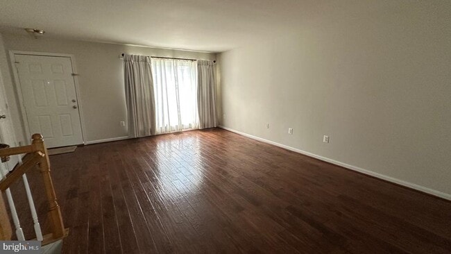 Building Photo - 15703 London Pl