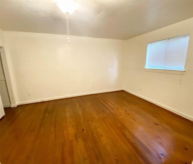 Building Photo - 400 S Bryan-Belt Line Rd