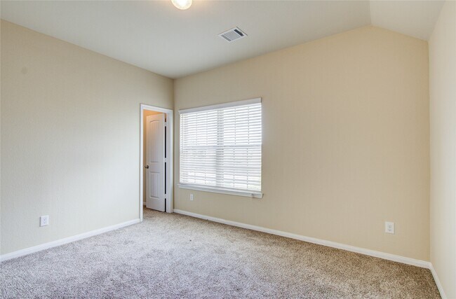 Building Photo - 17139 Devon Dogwood Trail