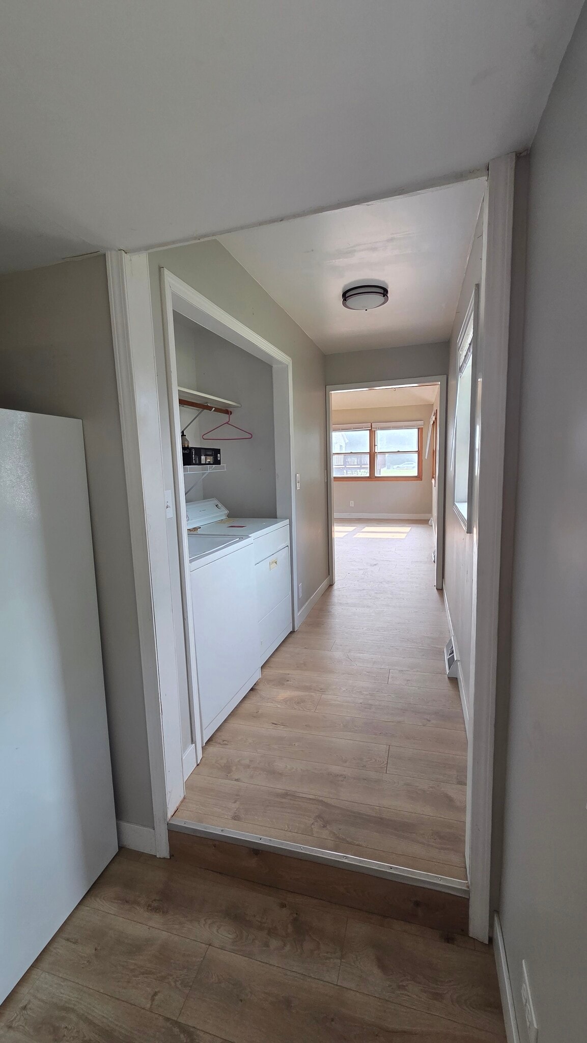 Building Photo - 1355 Thistle Dr