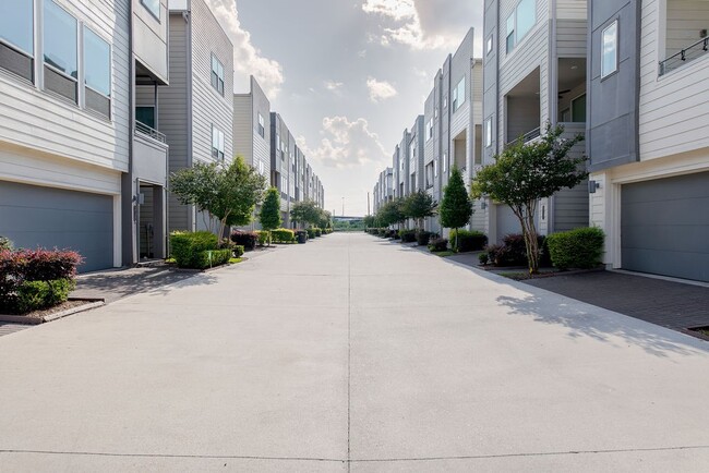 Building Photo - 2726 Eado Edge Ct