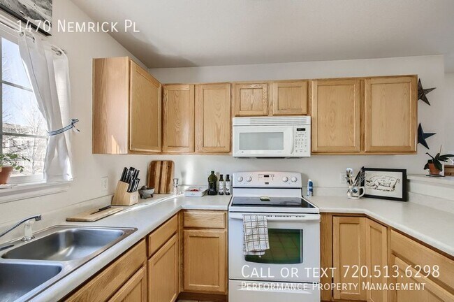 Building Photo - 1470 Nemrick Pl