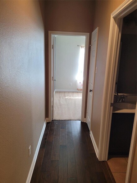 Building Photo - 3416 De Soto Loop