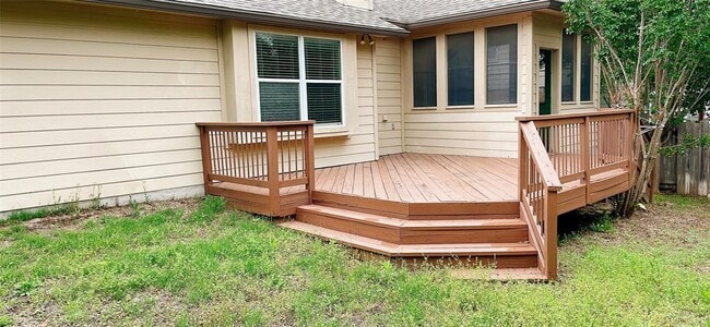 Building Photo - 2705 Blackstone Cove