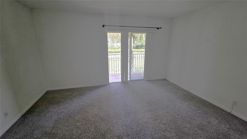 Building Photo - 4605 SW 75th Way