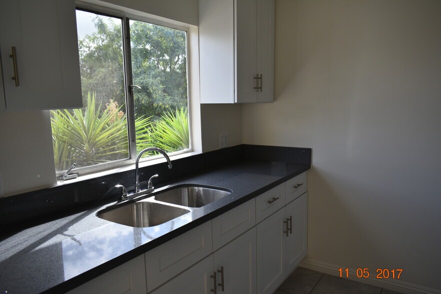 Kitchen facing the street - 1475 S Wooster St