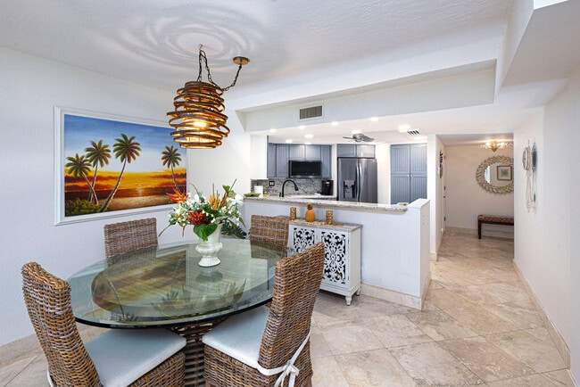 Building Photo - 9500 S Ocean Dr