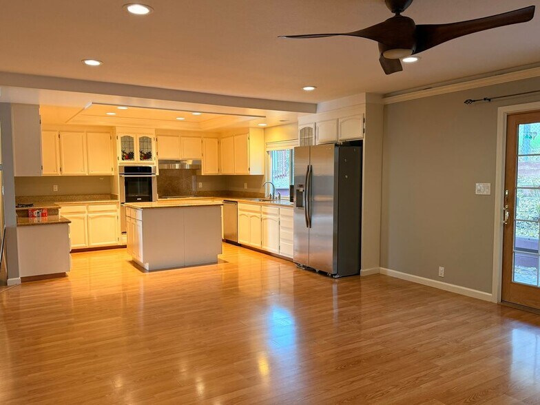 Building Photo - 4263 Croce Ct