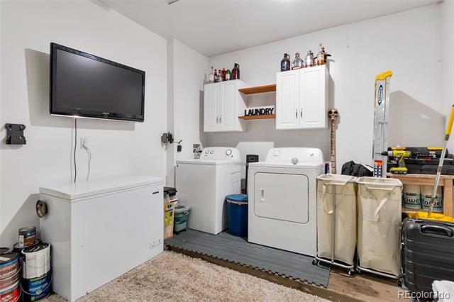 Building Photo - 42 Otowi Dr