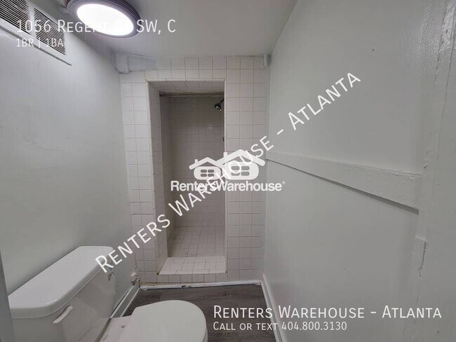 Building Photo - 1056 Regent St SW, C