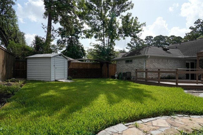 Building Photo - 5814 Old Lodge Dr
