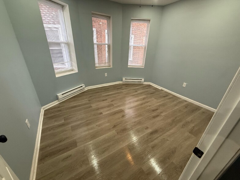 Building Photo - 6024 Christian St