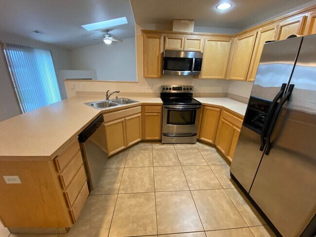 Building Photo - 5822 Austin Ct