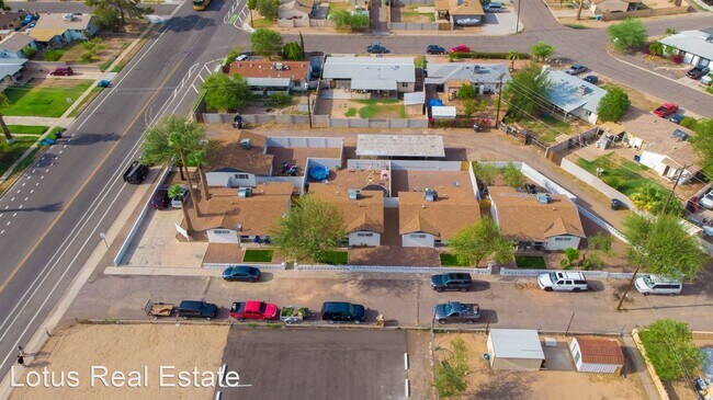 Building Photo - 2 br, 1 bath House - 2323 N 39th Ave.