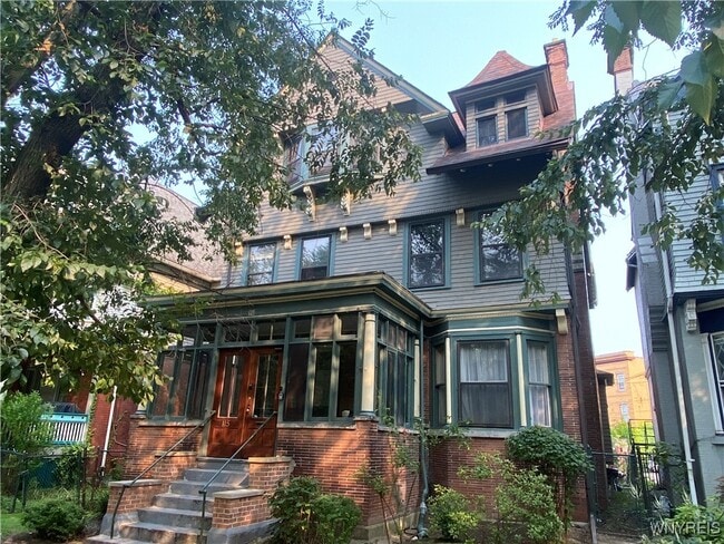 Primary Photo - 115 Bidwell Pkwy
