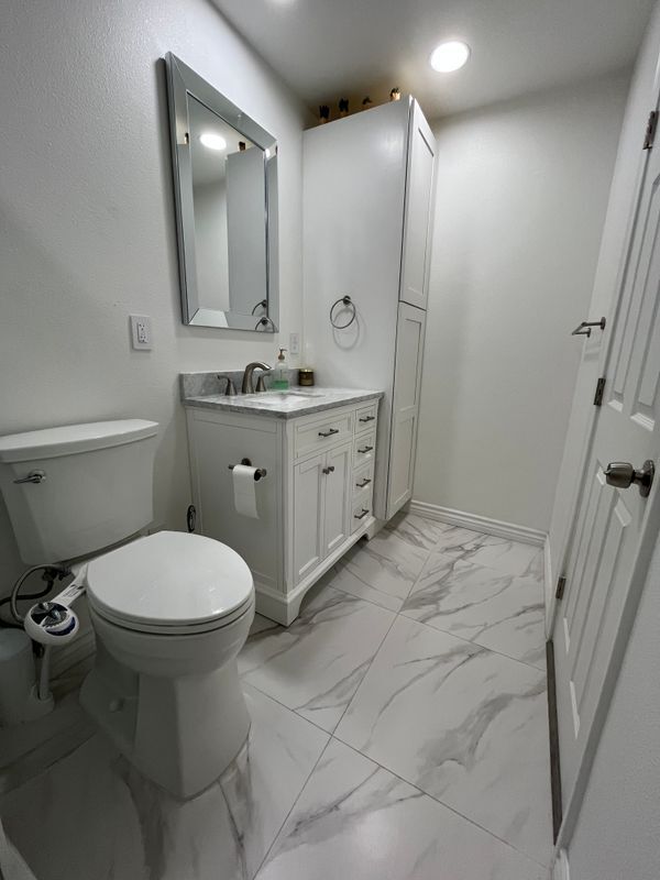 Building Photo - 12580 Fairoaks Ln